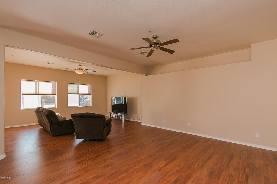 4245 E Caroline Ln, Gilbert, AZ 85296 photo 4