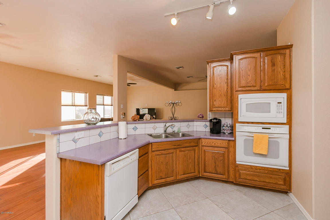 4245 E Caroline Ln, Gilbert, AZ 85296 photo 9