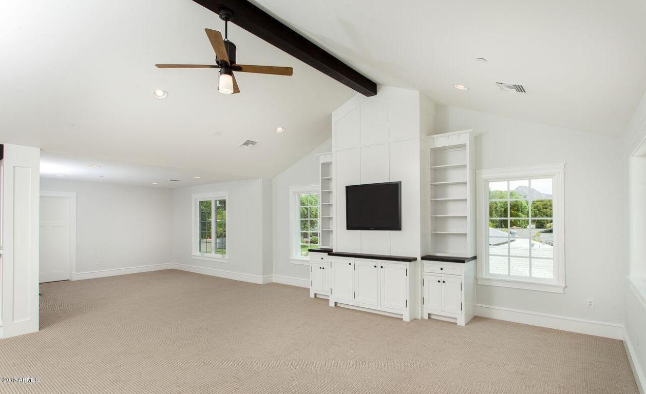35 E Myrtle Ave, Phoenix, AZ 85020 photo 9