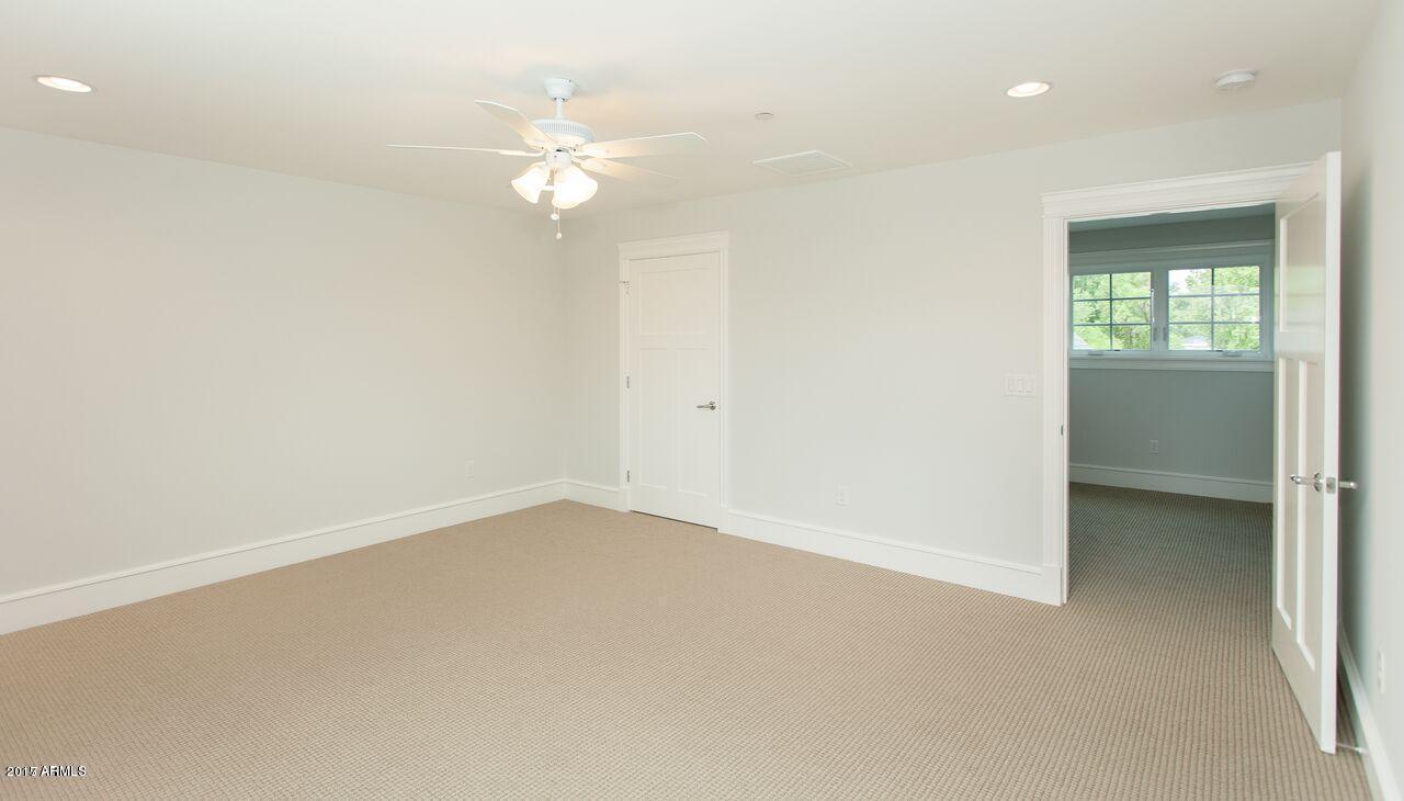 35 E Myrtle Ave, Phoenix, AZ 85020 photo 4