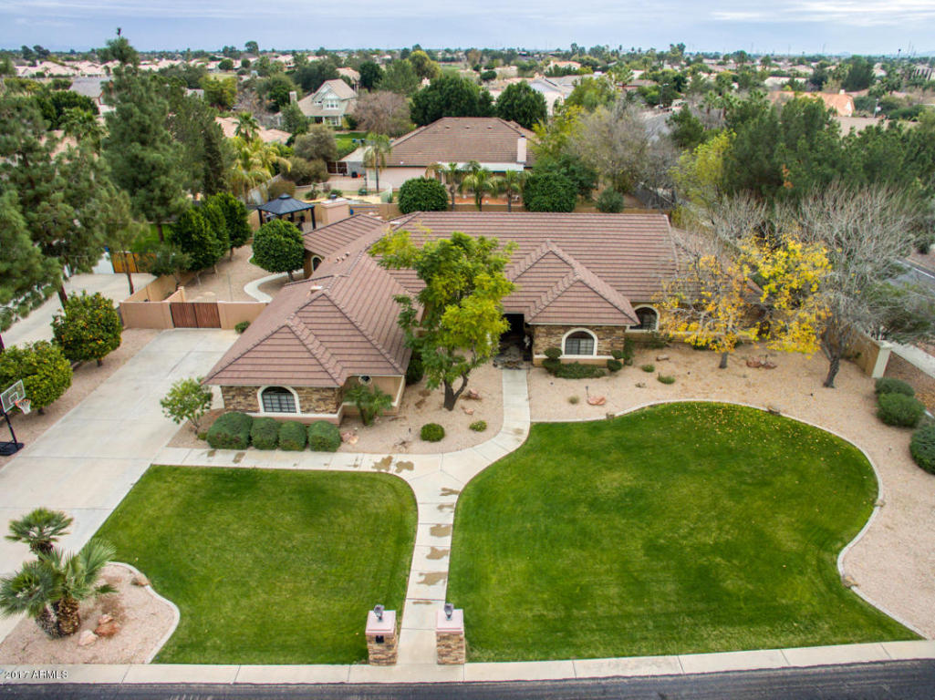 4451 E Desert Ln, Gilbert, AZ 85234 photo 4