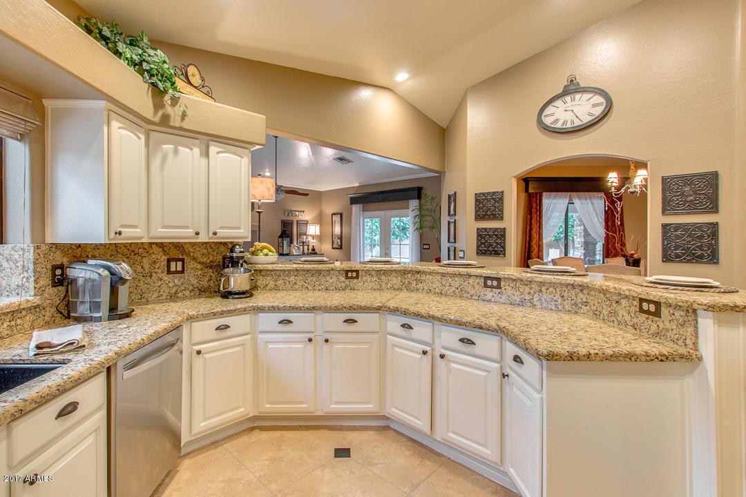 4451 E Desert Ln, Gilbert, AZ 85234 photo 26