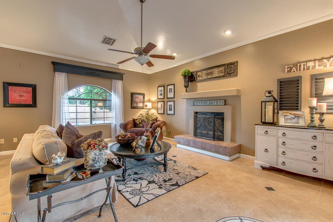 4451 E Desert Ln, Gilbert, AZ 85234 photo 33
