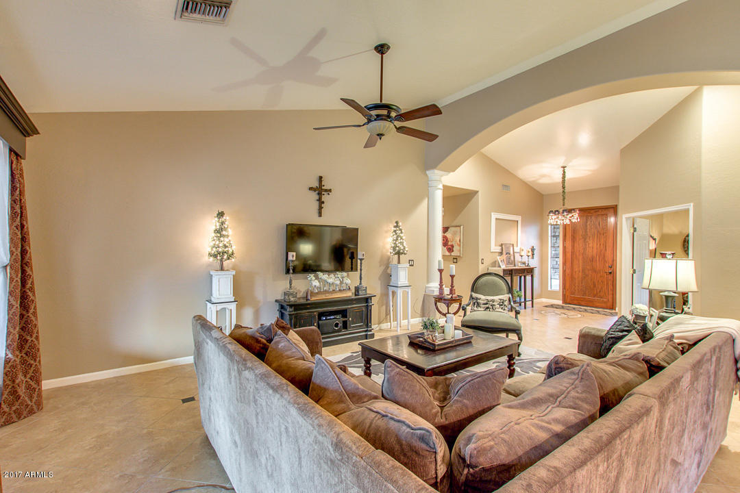 4451 E Desert Ln, Gilbert, AZ 85234 photo 22
