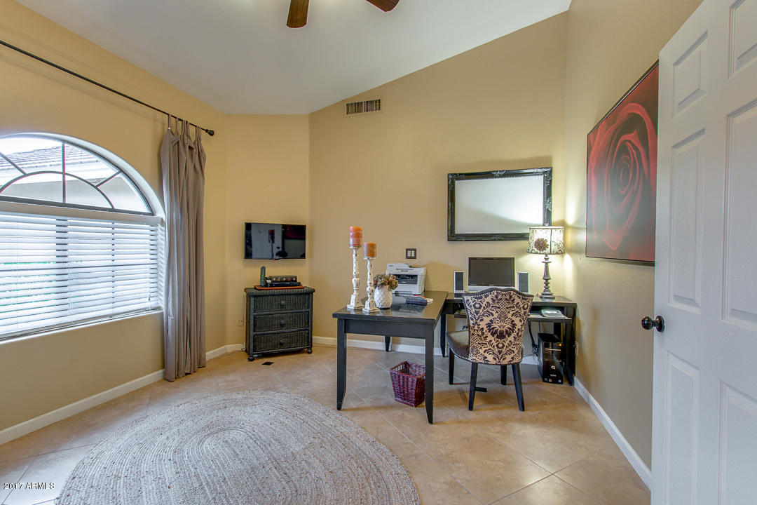 4451 E Desert Ln, Gilbert, AZ 85234 photo 18