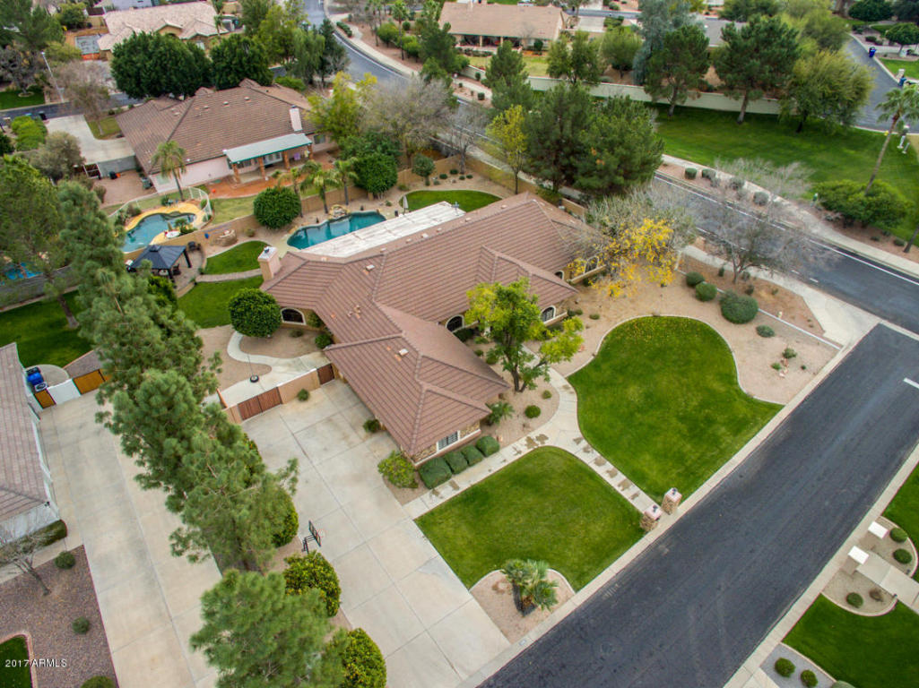 4451 E Desert Ln, Gilbert, AZ 85234 photo 7
