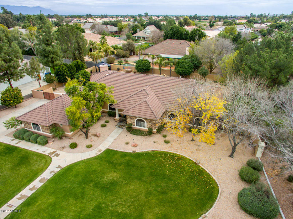 4451 E Desert Ln, Gilbert, AZ 85234 photo 16