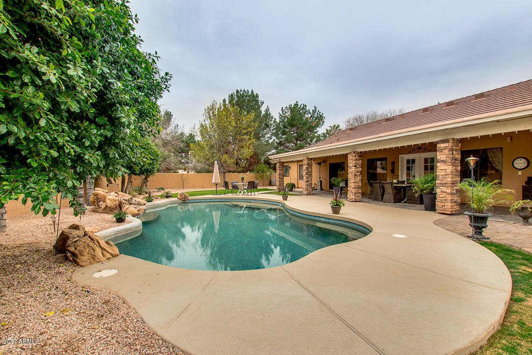 4451 E Desert Ln, Gilbert, AZ 85234 photo 54