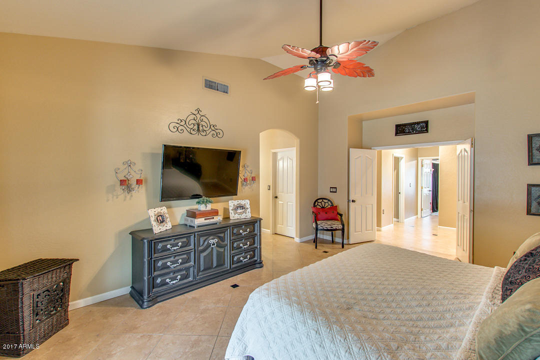 4451 E Desert Ln, Gilbert, AZ 85234 photo 37