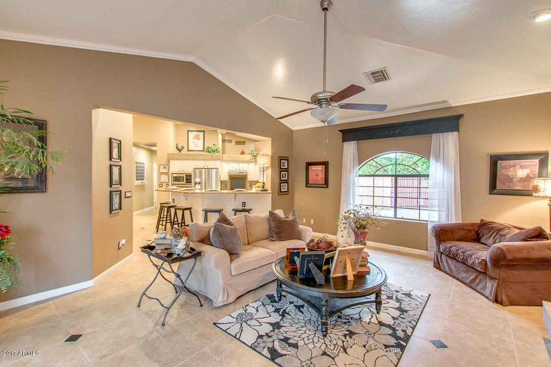 4451 E Desert Ln, Gilbert, AZ 85234 photo 31
