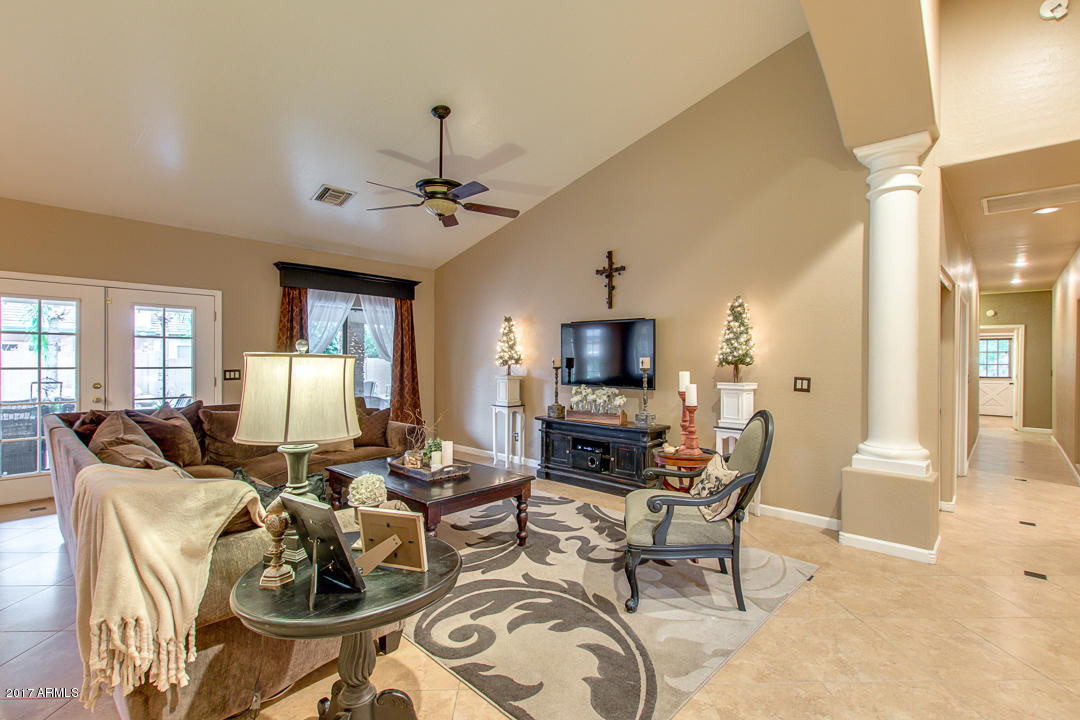 4451 E Desert Ln, Gilbert, AZ 85234 photo 20