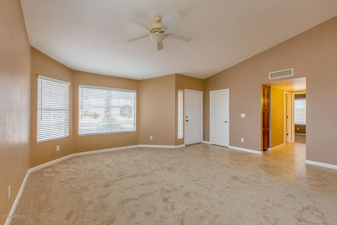 12215 S 45th St, Phoenix, AZ 85044 photo 4