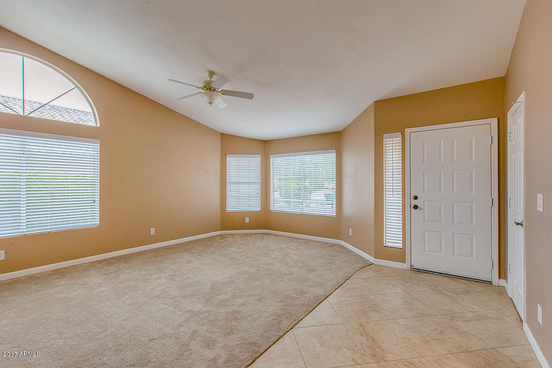 12215 S 45th St, Phoenix, AZ 85044 photo 3