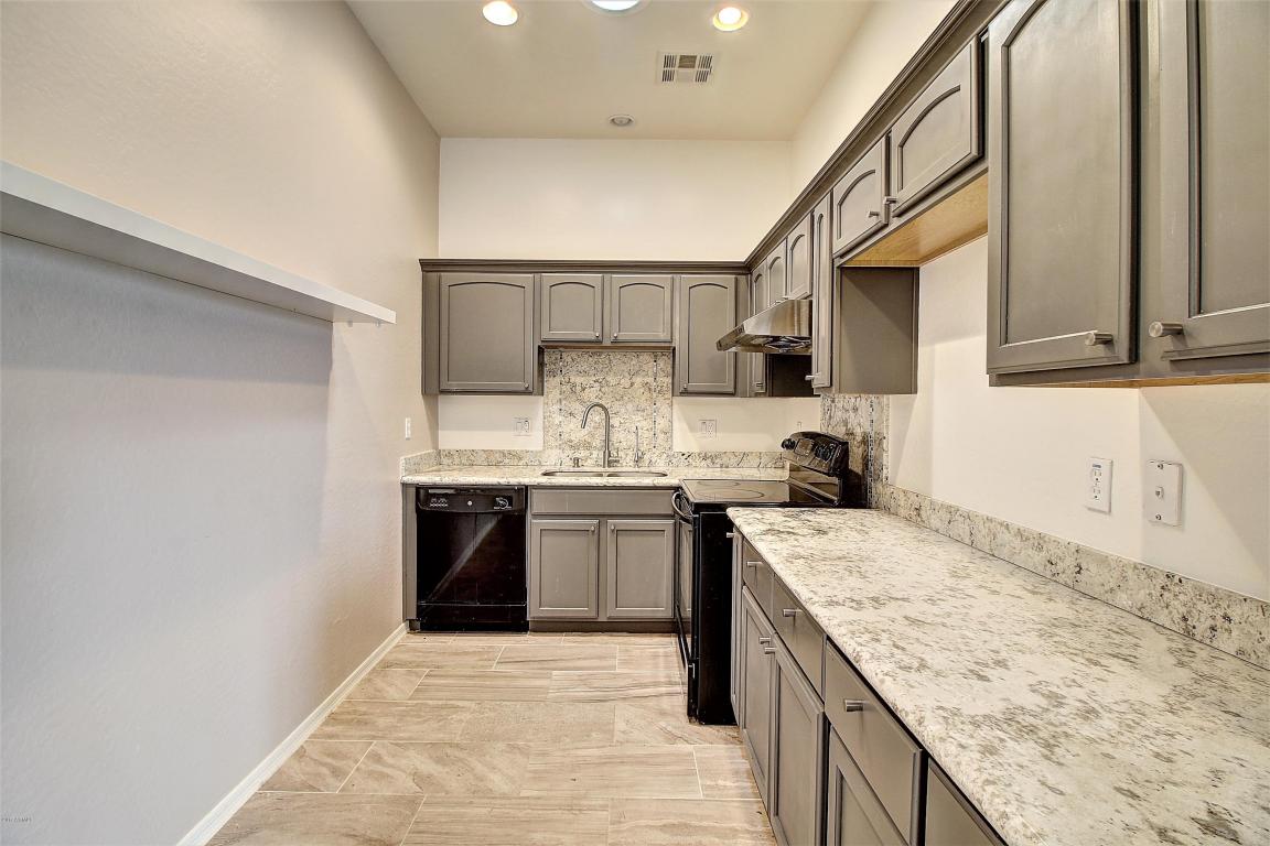 2734 Ellis St, Phoenix, AZ 85042 photo 10
