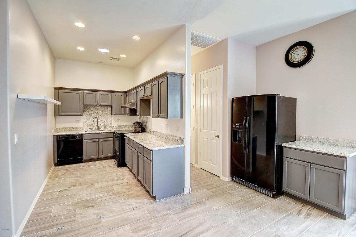 2734 Ellis St, Phoenix, AZ 85042 photo 9