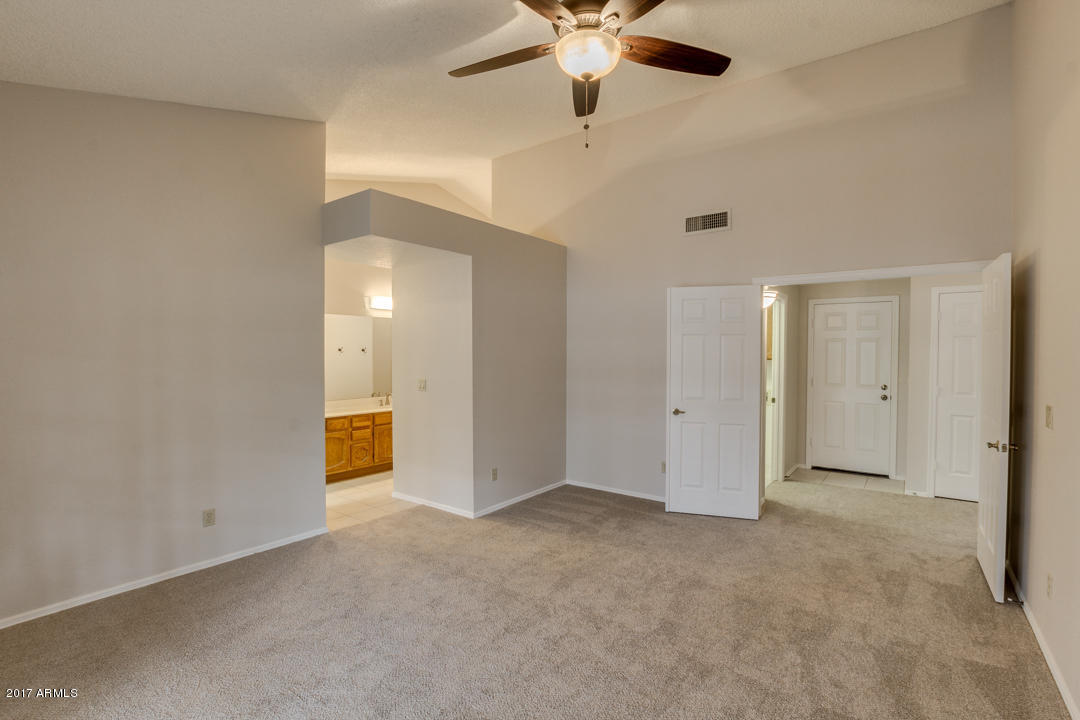 101 S Silverado St, Gilbert, AZ 85296 photo 17