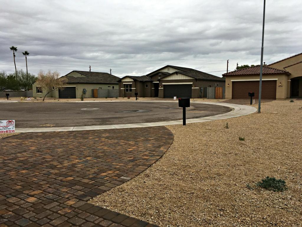 1211 E Desert Dr, Phoenix, AZ 85042 photo 2