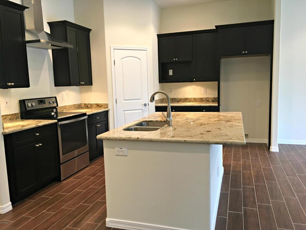 1211 E Desert Dr, Phoenix, AZ 85042 photo 3