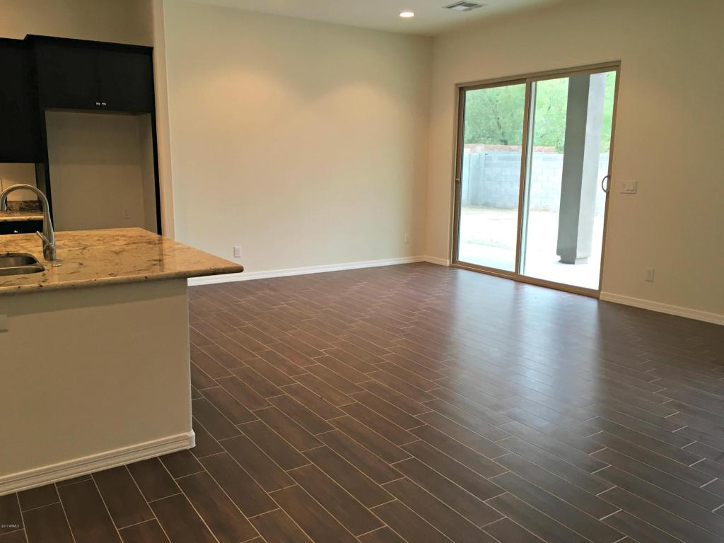 1211 E Desert Dr, Phoenix, AZ 85042 photo 9