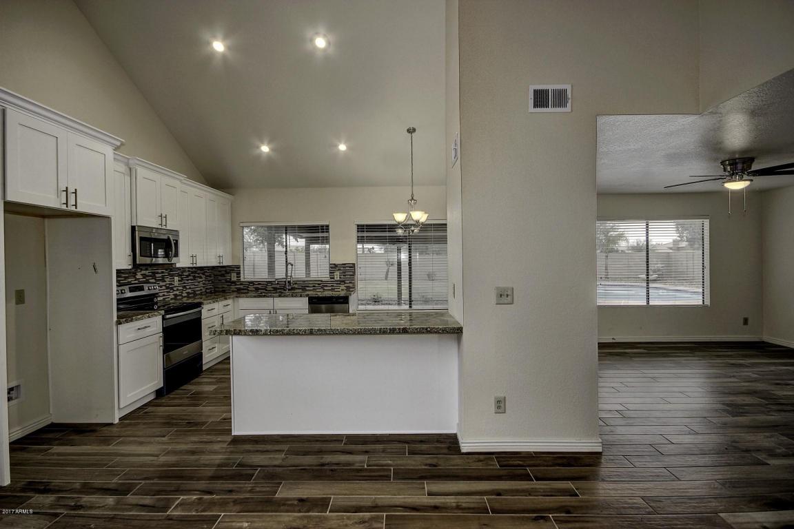 4041 E Cholla Canyon Dr, Phoenix, AZ 85044 photo 8