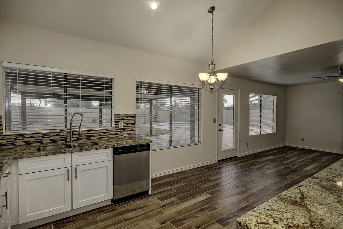 4041 E Cholla Canyon Dr, Phoenix, AZ 85044 photo 9