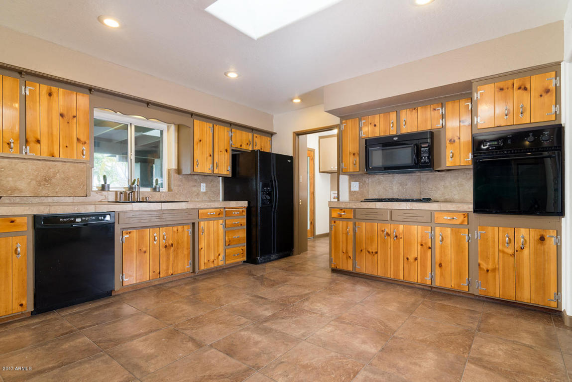 5423 E Osborn Rd, Phoenix, AZ 85018 photo 5