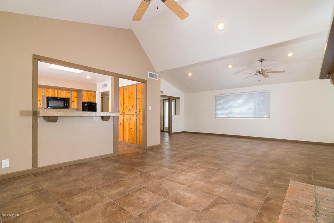 5423 E Osborn Rd, Phoenix, AZ 85018 photo 8
