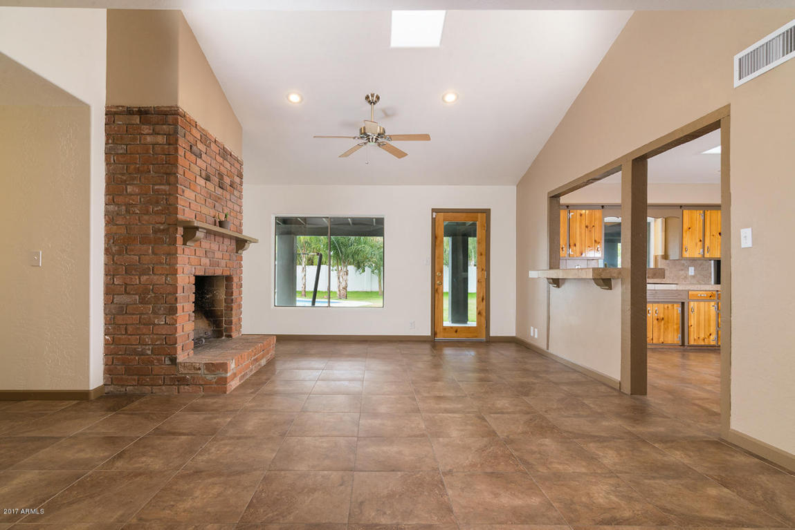 5423 E Osborn Rd, Phoenix, AZ 85018 photo 6