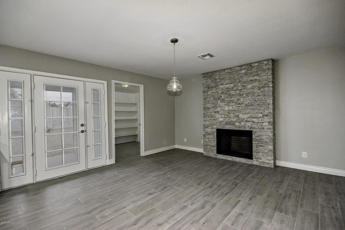 923 W Colgate Dr, Tempe, AZ 85283 photo 7