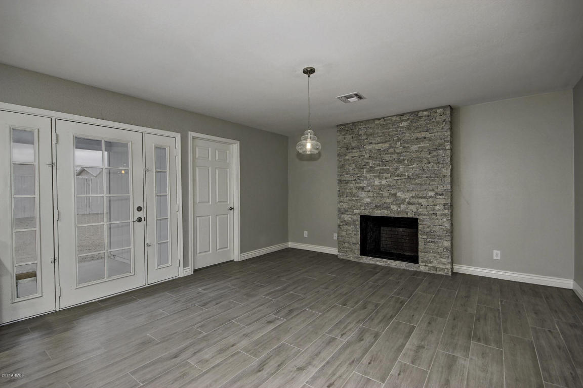 923 W Colgate Dr, Tempe, AZ 85283 photo 9