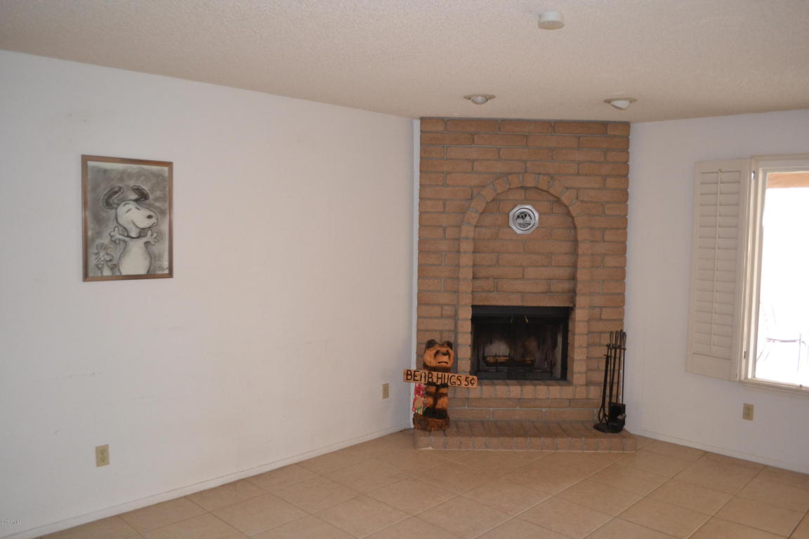 1814 E Hearn Rd, Phoenix, AZ 85022 photo 4