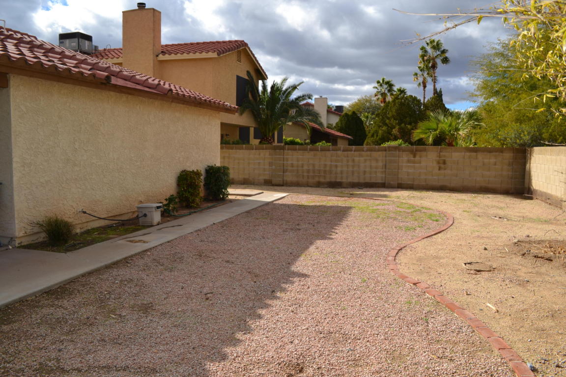 1814 E Hearn Rd, Phoenix, AZ 85022 photo 9
