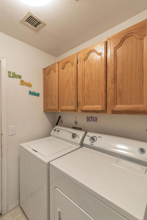 10 S Tiago Dr, Gilbert, AZ 85233 photo 19
