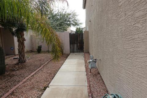 2011 E Pinto Dr, Gilbert, AZ 85296 photo 11