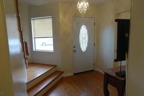 2011 E Pinto Dr, Gilbert, AZ 85296 photo 3