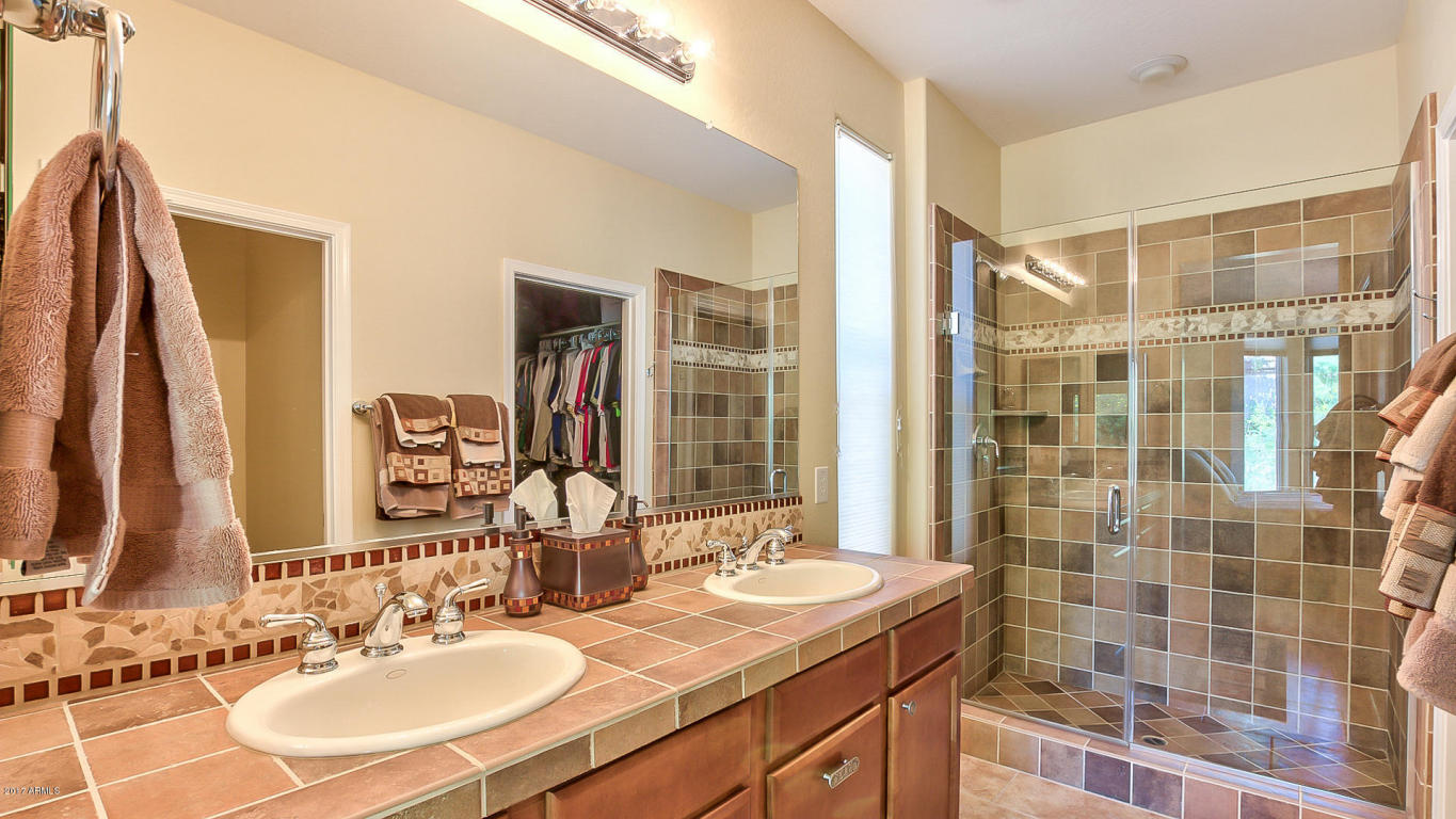 4290 E Blue Spruce Ln, Gilbert, AZ 85298 photo 10