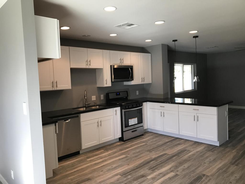 762 W Coolidge St, Phoenix, AZ 85013 photo 3