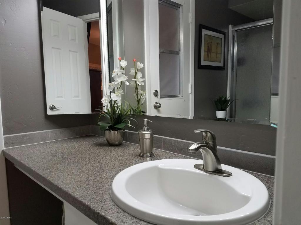 6221 S Taylor Dr, Tempe, AZ 85283 photo 18