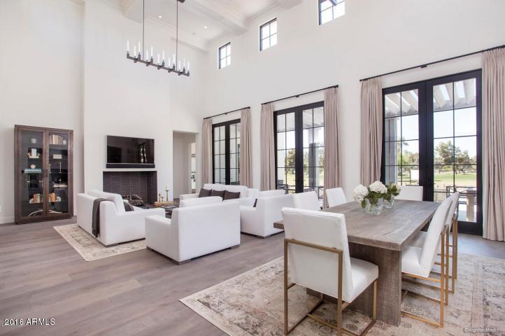 3370 N 55th Pl, Phoenix, AZ 85018 photo 1