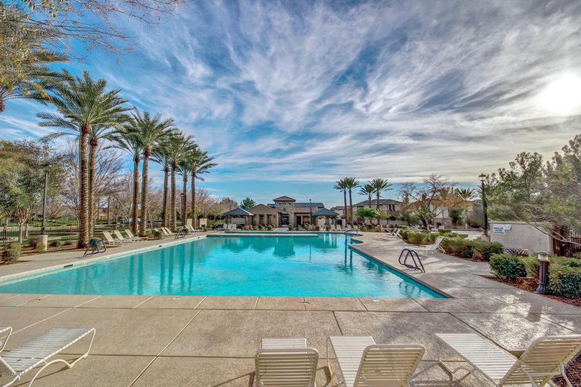 3733 E Leslie Dr, Gilbert, AZ 85296 photo 2