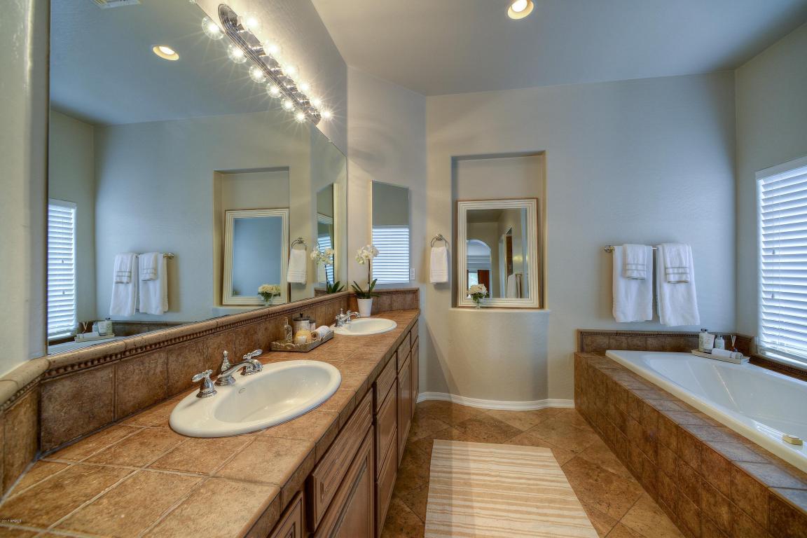3520 E Hashknife Rd, Phoenix, AZ 85050 photo 12