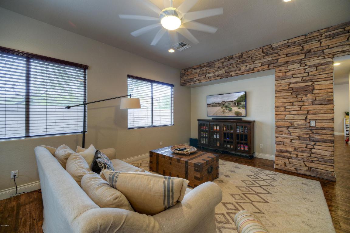 3520 E Hashknife Rd, Phoenix, AZ 85050 photo 5