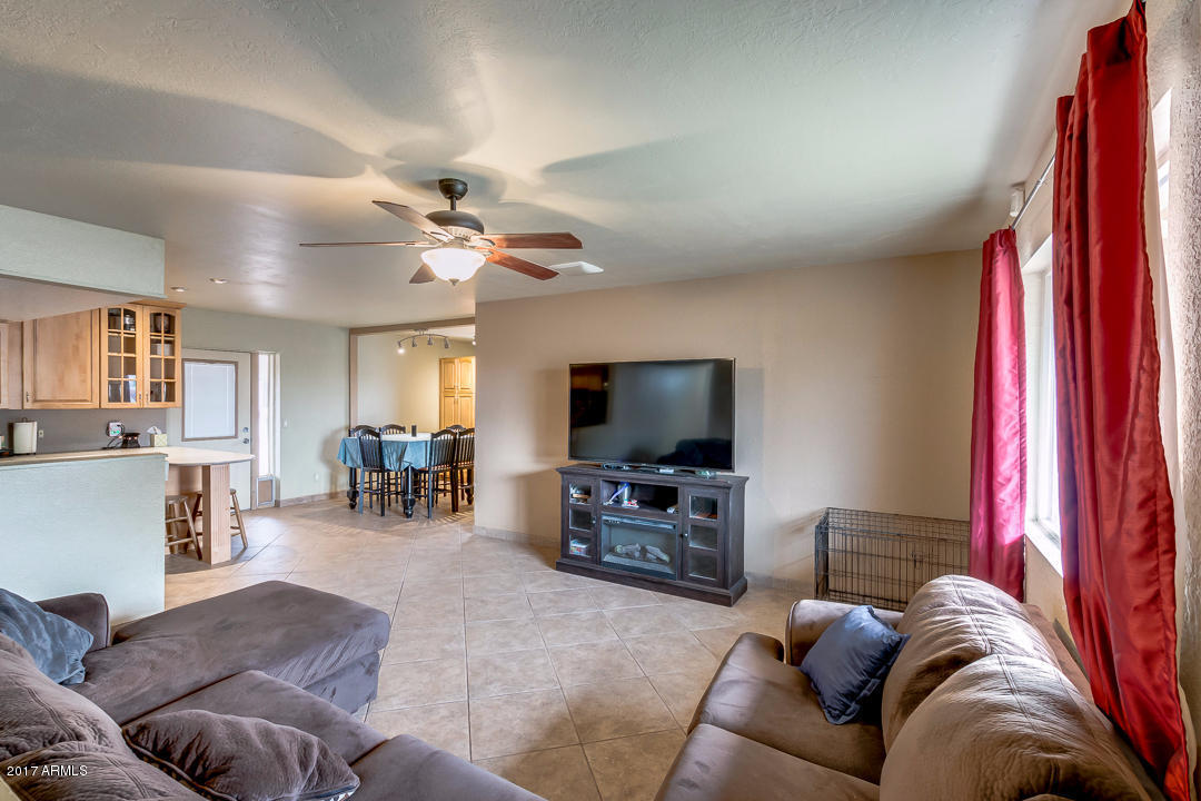 9824 E Des Moines St, Mesa, AZ 85207 photo 4