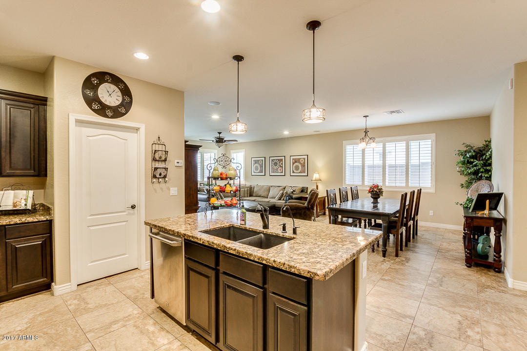 2227 E Brigadier Dr, Gilbert, AZ 85298 photo 5