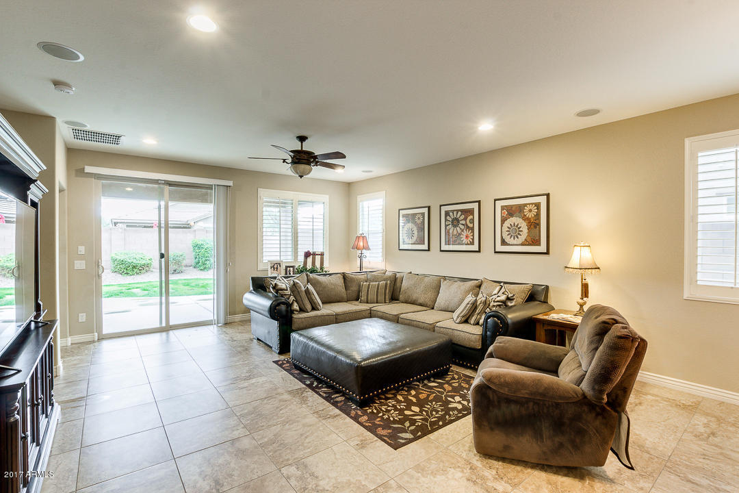 2227 E Brigadier Dr, Gilbert, AZ 85298 photo 12