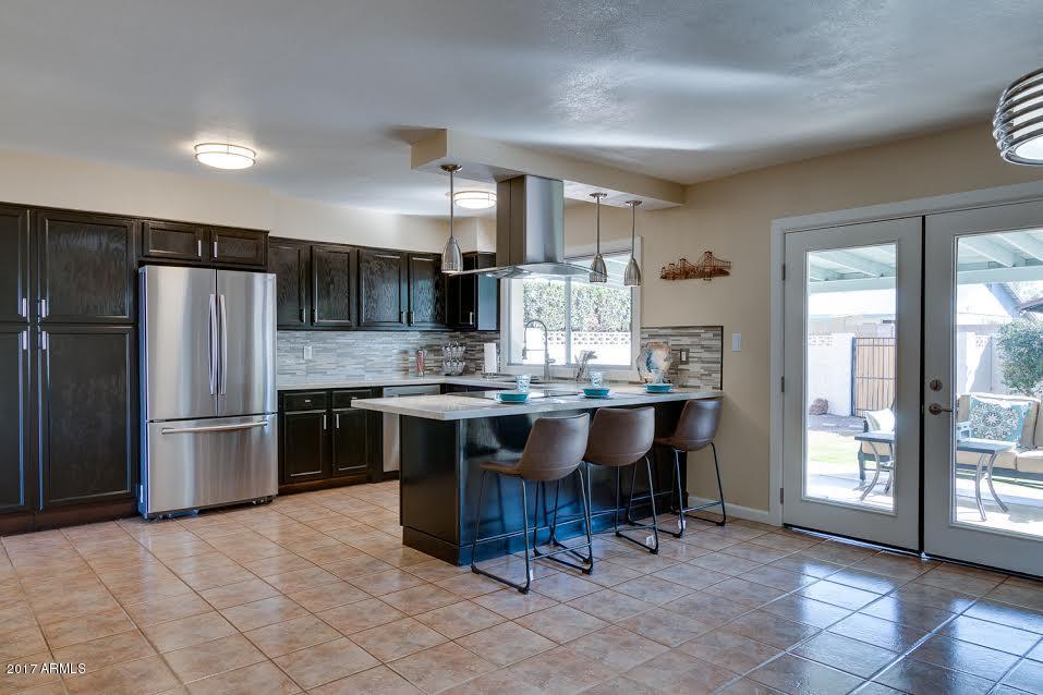 2121 E Cornell Dr, Tempe, AZ 85283 photo 2