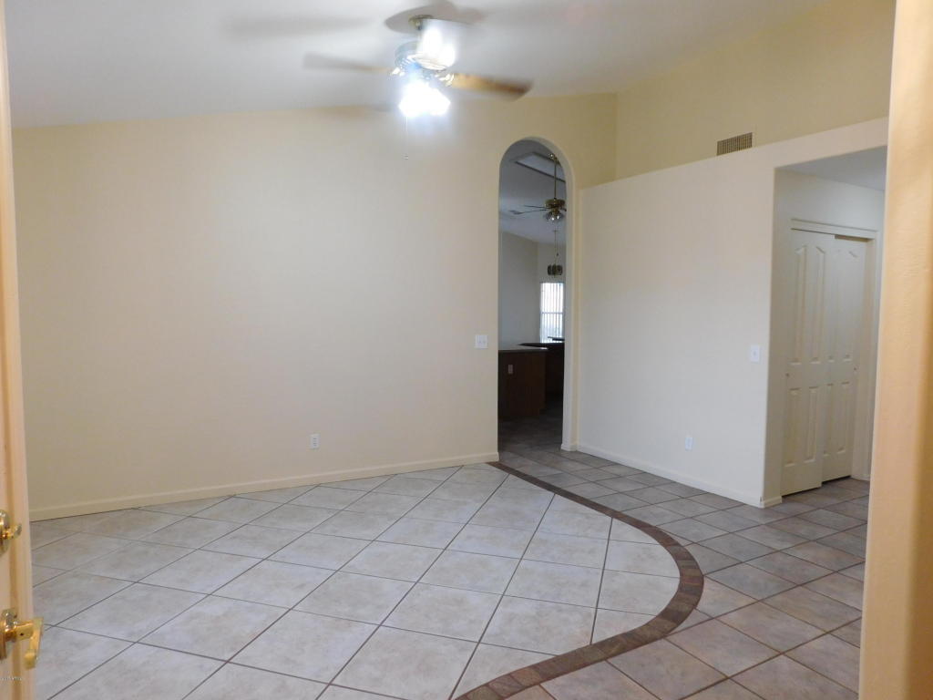 2110 Enrose Cir, Mesa, AZ 85213 photo 3