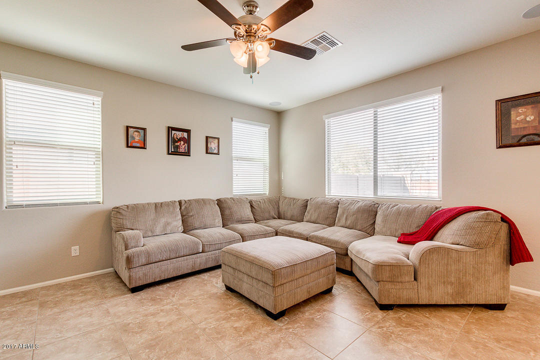 874 Euclid Ave, Gilbert, AZ 85297 photo 4