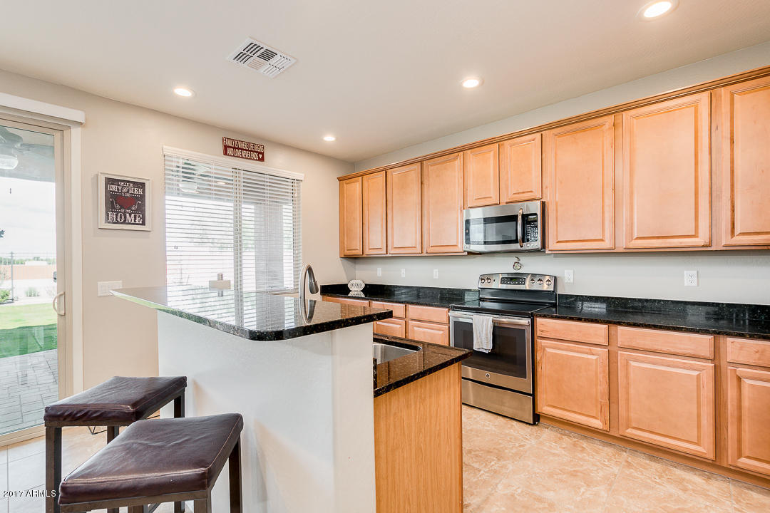 874 Euclid Ave, Gilbert, AZ 85297 photo 8
