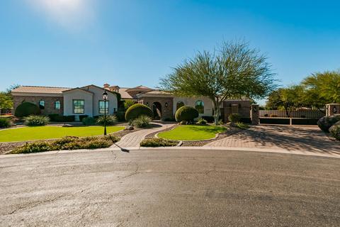 2233 E Sanoque Ct, Gilbert, AZ 85298 photo 1